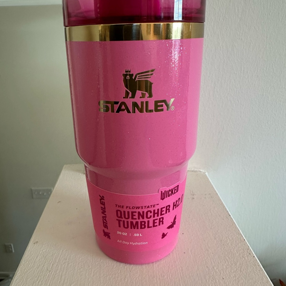 Wicked Stanley Collab “Galinda” Oz Tumbler BNWT!! Sold Out!!!!